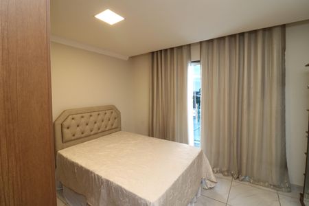 Casa à venda com 600m², 4 quartos e 2 vagasQuarto 1