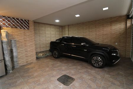 Casa à venda com 600m², 4 quartos e 2 vagasGaragem