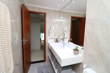 Casa à venda com 600m², 4 quartos e 2 vagasBanheiro Social