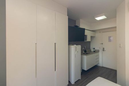 Banheiro de kitnet/studio para alugar com 1 quarto, 46m² em Centro Histórico de São Paulo, São Paulo