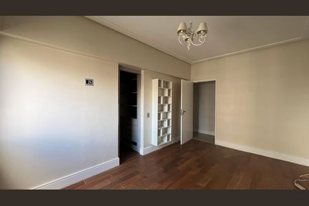 Apartamento à venda com 337m², 4 quartos e 4 vagas Apartamento à venda com 337m², 4 quartos e 4 vagasQuarto 2