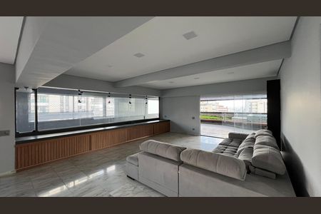 Apartamento à venda com 337m², 4 quartos e 4 vagas Apartamento à venda com 337m², 4 quartos e 4 vagasSala de TV