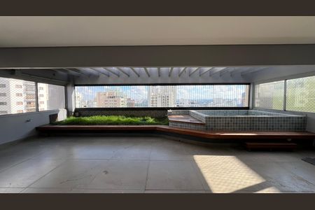 Apartamento à venda com 337m², 4 quartos e 4 vagas Apartamento à venda com 337m², 4 quartos e 4 vagasCobertura