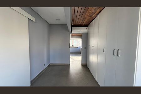 Apartamento à venda com 337m², 4 quartos e 4 vagas Apartamento à venda com 337m², 4 quartos e 4 vagasEscritório