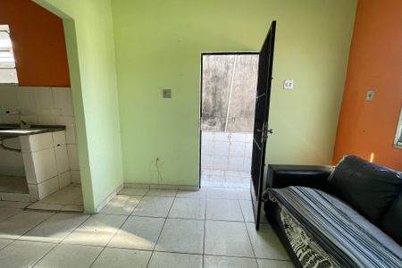Casa para alugar com 75m², 2 quartos e 1 vagaSala