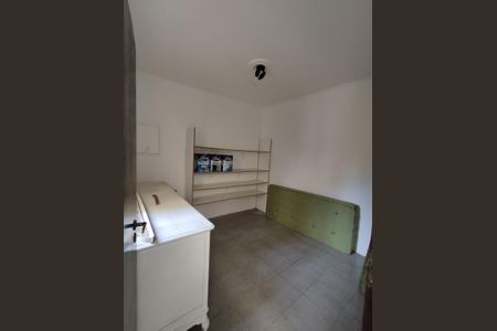 Casa à venda com 312m², 6 quartos e 3 vagas Casa à venda com 312m², 6 quartos e 3 vagasDeposito