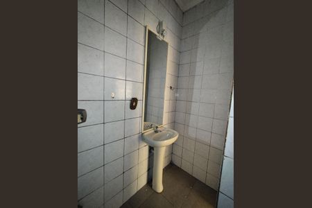 Casa à venda com 312m², 6 quartos e 3 vagas Casa à venda com 312m², 6 quartos e 3 vagasBanheiro de serviço