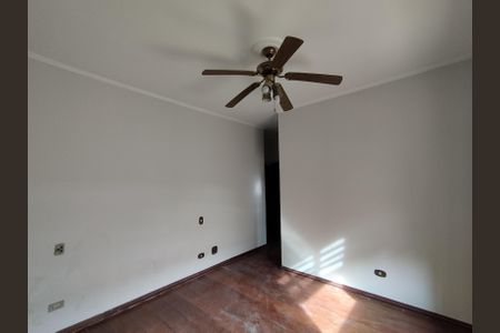 Casa à venda com 312m², 6 quartos e 3 vagas Casa à venda com 312m², 6 quartos e 3 vagasSuíte 3