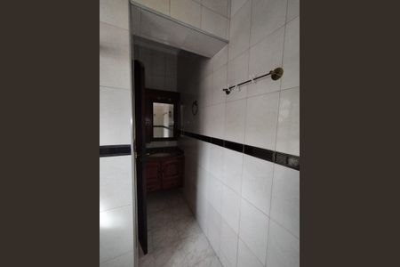 Casa à venda com 312m², 6 quartos e 3 vagas Casa à venda com 312m², 6 quartos e 3 vagasBanheiro - torneira