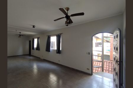 Casa à venda com 312m², 6 quartos e 3 vagas Casa à venda com 312m², 6 quartos e 3 vagasSala