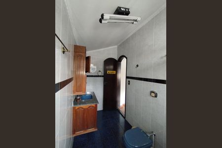 Casa à venda com 312m², 6 quartos e 3 vagas Casa à venda com 312m², 6 quartos e 3 vagasBanheiro - torneira