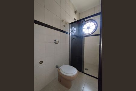 Casa à venda com 312m², 6 quartos e 3 vagas Casa à venda com 312m², 6 quartos e 3 vagasBanheiro - torneira