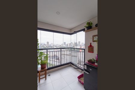 Apartamento à venda com 67m², 2 quartos e 1 vaga Apartamento à venda com 67m², 2 quartos e 1 vagaSacada
