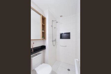 Apartamento à venda com 67m², 2 quartos e 1 vaga Apartamento à venda com 67m², 2 quartos e 1 vagaBanheiro