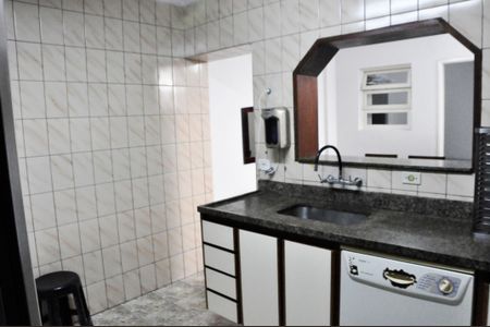 Casa à venda com 130m², 4 quartos e 1 vaga Casa à venda com 130m², 4 quartos e 1 vagaCozinha