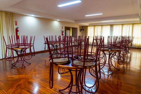 Apartamento à venda com 70m², 2 quartos e 1 vagaÁrea comum - Salão de festas