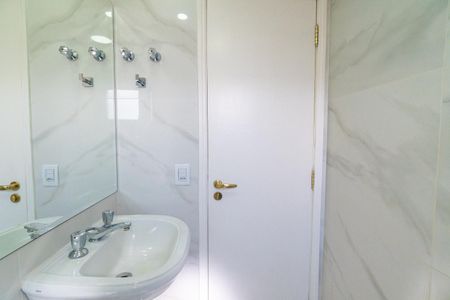 Apartamento à venda com 70m², 2 quartos e 1 vagaBanheiro