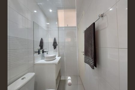 Apartamento à venda com 82m², 2 quartos e 1 vagaBanheiro Suíte 2