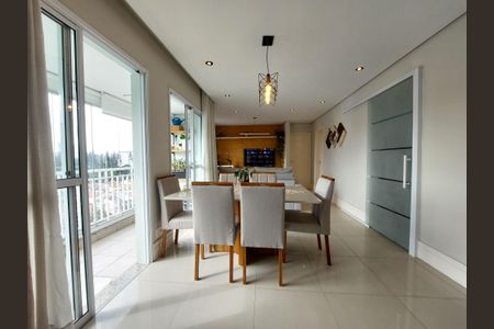 Apartamento à venda com 82m², 2 quartos e 1 vagaSala de Jantar