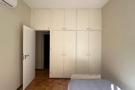 Apartamento à venda com 152m², 3 quartos e 1 vaga Apartamento à venda com 152m², 3 quartos e 1 vagaQuarto 03