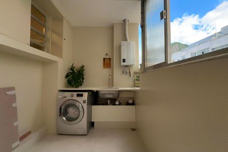 Apartamento à venda com 152m², 3 quartos e 1 vaga Apartamento à venda com 152m², 3 quartos e 1 vagaÁrea de Serviço