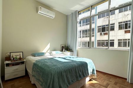 Apartamento à venda com 152m², 3 quartos e 1 vaga Apartamento à venda com 152m², 3 quartos e 1 vagaQuarto 02