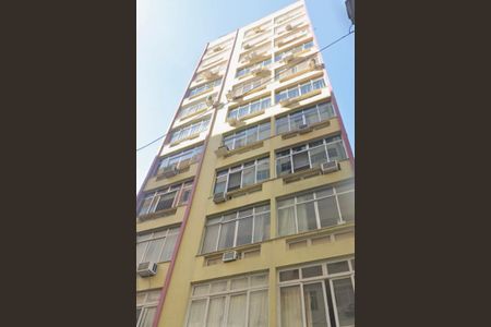 Apartamento à venda com 152m², 3 quartos e 1 vaga Apartamento à venda com 152m², 3 quartos e 1 vagaFachada