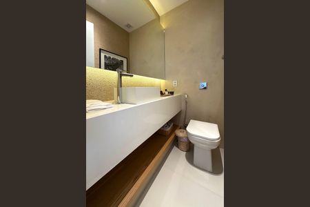 Apartamento à venda com 152m², 3 quartos e 1 vaga Apartamento à venda com 152m², 3 quartos e 1 vagaLavabo