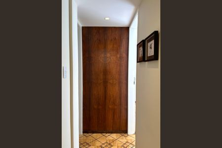 Apartamento à venda com 152m², 3 quartos e 1 vaga Apartamento à venda com 152m², 3 quartos e 1 vagaCorredor