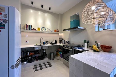Apartamento à venda com 152m², 3 quartos e 1 vaga Apartamento à venda com 152m², 3 quartos e 1 vagaCozinha