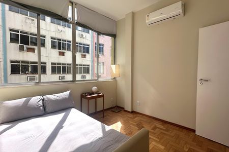 Apartamento à venda com 152m², 3 quartos e 1 vaga Apartamento à venda com 152m², 3 quartos e 1 vagaQuarto 03