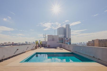 Apartamento à venda com 58m², 2 quartos e 1 vagaPiscina