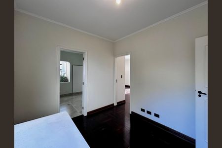 Casa à venda com 463m², 4 quartos e 6 vagasCloset Suíte 2