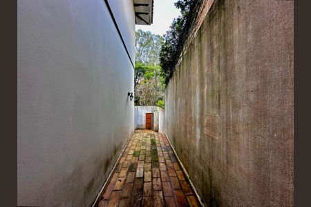 Casa à venda com 463m², 4 quartos e 6 vagasQuintal de Serviço