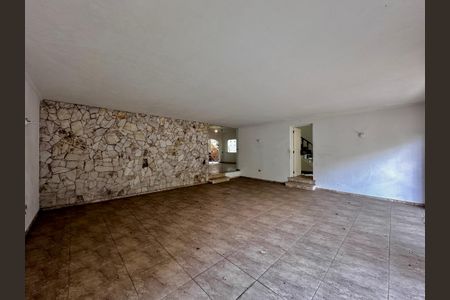 Casa à venda com 463m², 4 quartos e 6 vagasGaragem