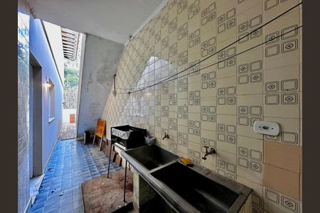 Casa à venda com 463m², 4 quartos e 6 vagasÁrea de Serviço