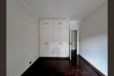 Casa à venda com 463m², 4 quartos e 6 vagasQuarto 1