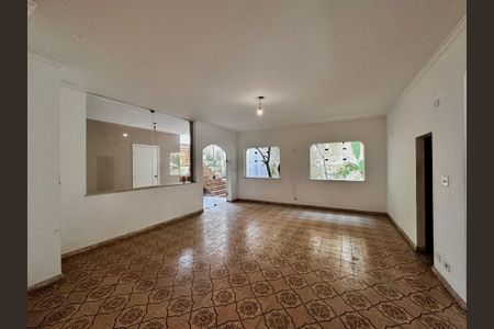 Casa à venda com 463m², 4 quartos e 6 vagasÁrea comum