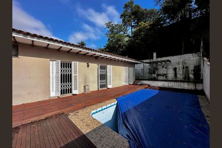 Casa à venda com 463m², 4 quartos e 6 vagasPiscina