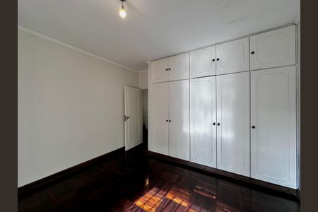 Casa à venda com 463m², 4 quartos e 6 vagasSuíte 2