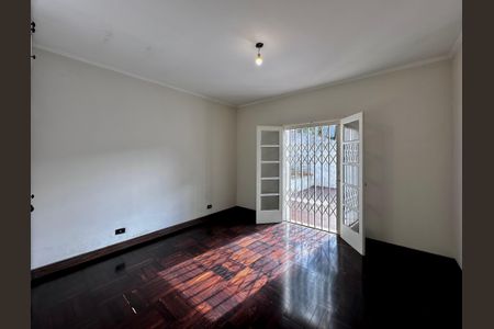 Casa à venda com 463m², 4 quartos e 6 vagasSuíte 2