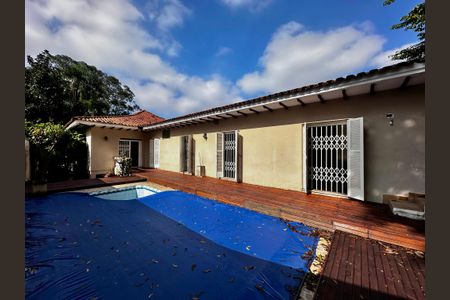 Casa à venda com 463m², 4 quartos e 6 vagasPiscina