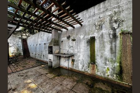 Casa à venda com 463m², 4 quartos e 6 vagasChurrasqueira