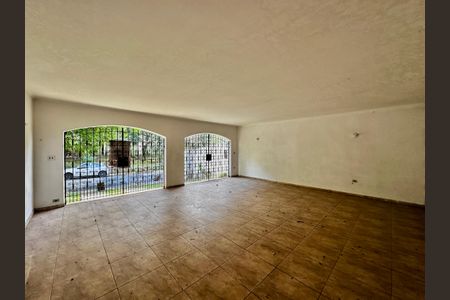 Casa à venda com 463m², 4 quartos e 6 vagasGaragem