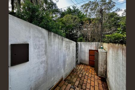 Casa à venda com 463m², 4 quartos e 6 vagasQuintal de Serviço