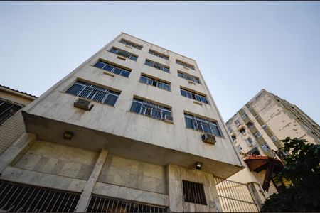 Apartamento à venda com 65m², 2 quartos e sem vagaFachada