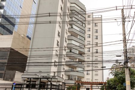Apartamento para alugar com 81m², 3 quartos e 1 vagaFachada