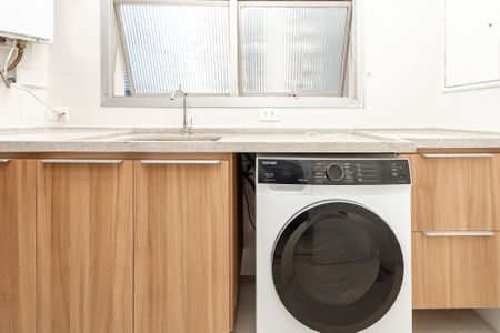 Apartamento para alugar com 81m², 3 quartos e 1 vagaÁrea de Serviço