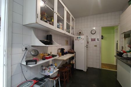 Casa de condomínio à venda com 320m², 3 quartos e sem vagaCozinha - Armários