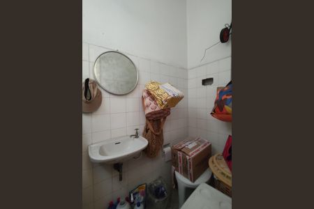 Casa de condomínio à venda com 320m², 3 quartos e sem vagaBanheiro de serviço